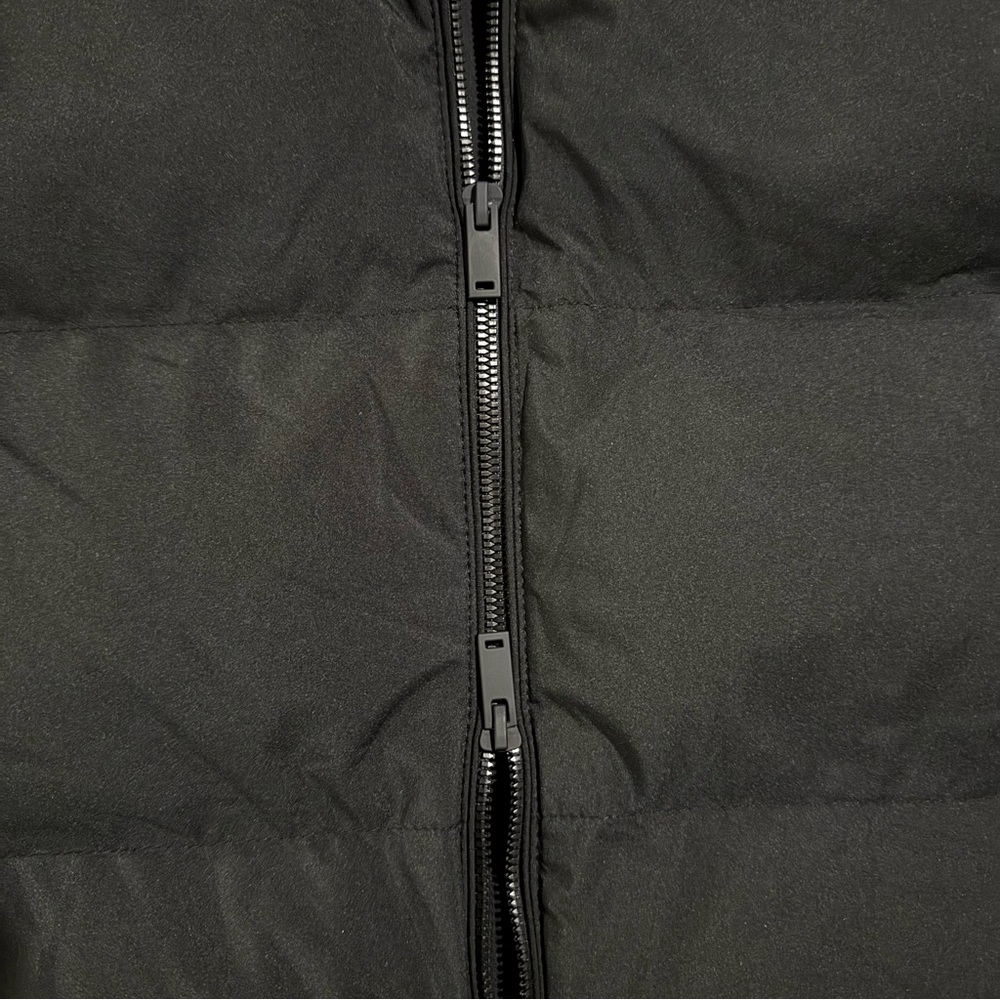 Puffer Vest - Picture 4 of 8